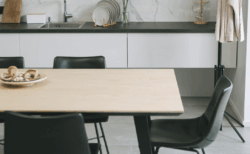 脚本掲載『テーブルの下のきらきら』